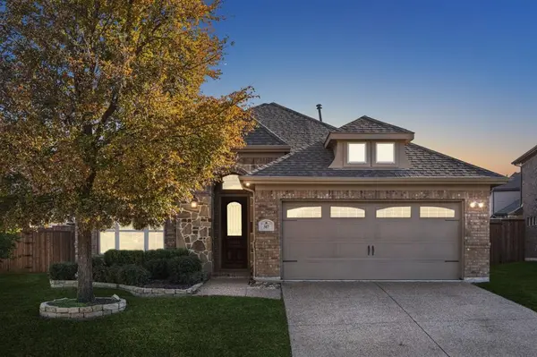 317 Hawks Drive, Fate, TX 75087