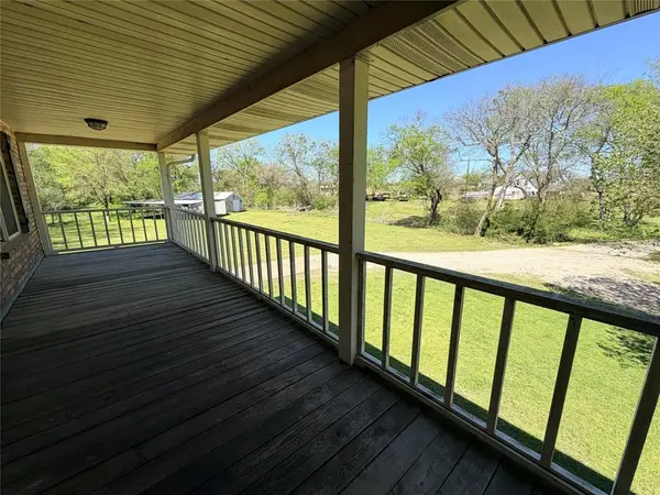 1147 Vz County Road 3417, Wills Point, TX 75169