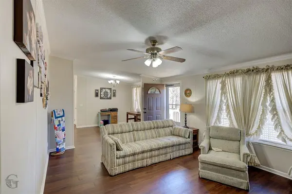 1010 Springwood Lane, Shreveport, LA 71107