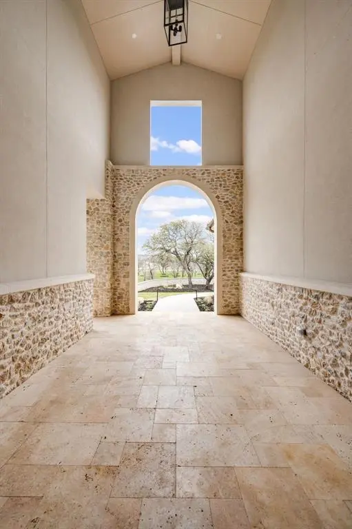 10621 Arrowhead Point Drive, Fort Worth, TX 76179