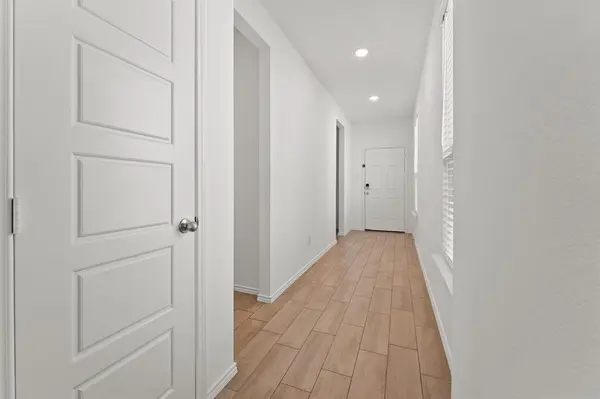 432 Silent Pond Park, Lavon, TX 75166