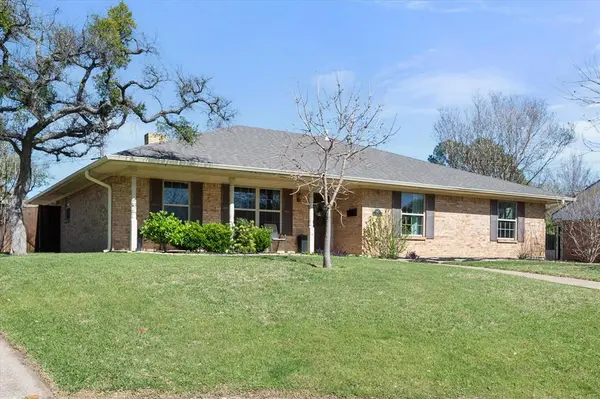 1415 Moss Rose Circle, Irving, TX 75061