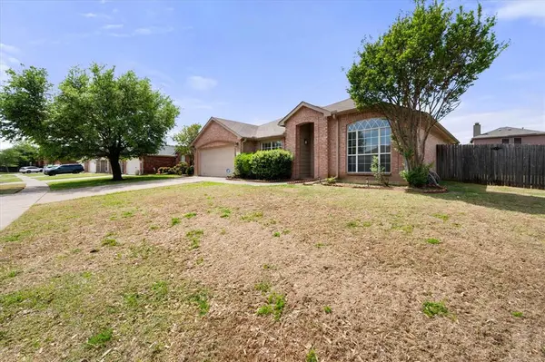 1 Boltes Court, Mansfield, TX 76063