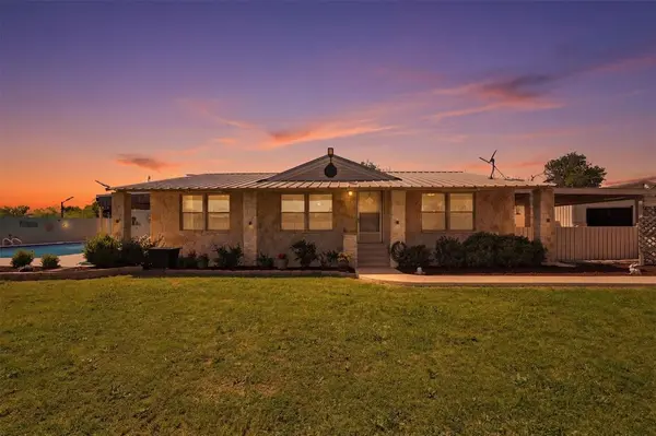 435 Gene Lee Road, Mineral Wells, TX 76067