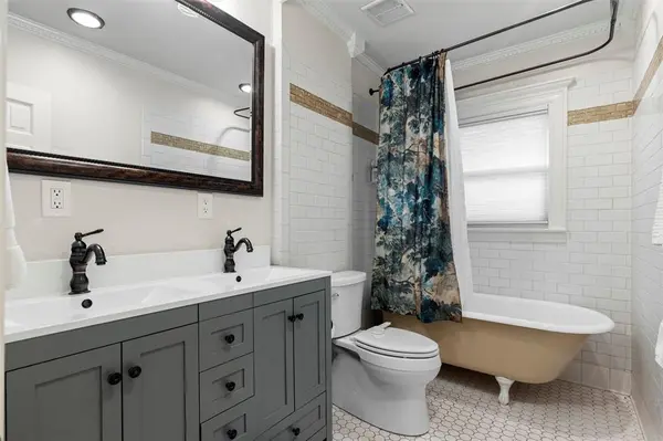 6926 Vivian Avenue, Dallas, TX 75223