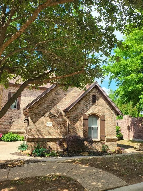 6401 Vintage Lake Drive, Arlington, TX 76016
