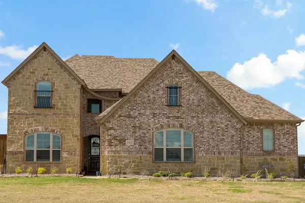 103 Walnut Drive, Van Alstyne, TX 75495