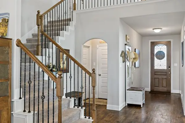 103 Walnut Drive, Van Alstyne, TX 75495