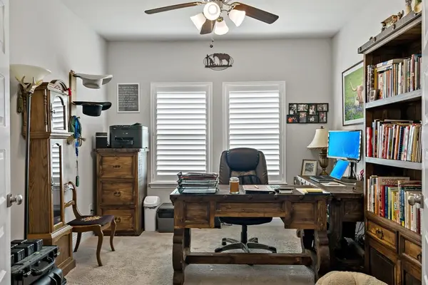 103 Walnut Drive, Van Alstyne, TX 75495