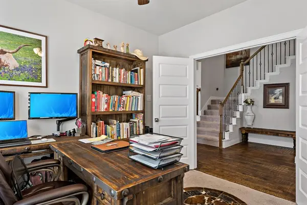 103 Walnut Drive, Van Alstyne, TX 75495