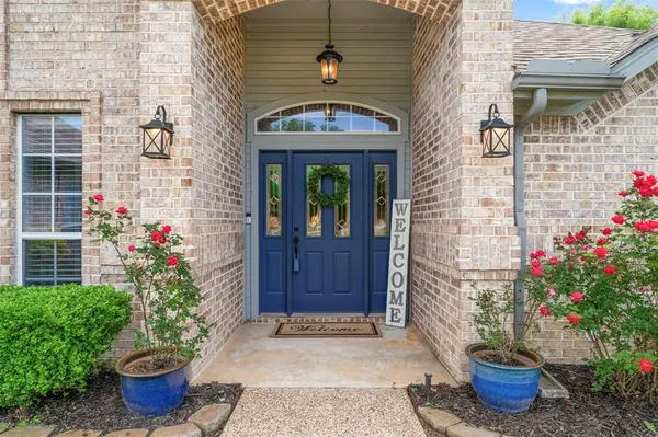 500 Green Meadow Drive, Boyd, TX 76023