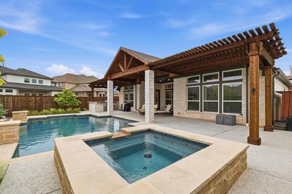 7221 Redwood Road, Argyle, TX 76226