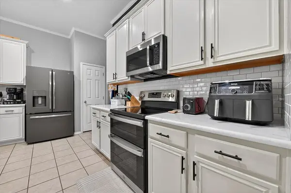 617 Bent Oak Drive, Fort Worth, TX 76131