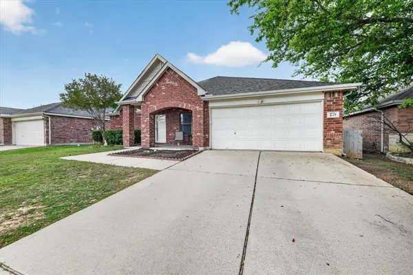 617 Bent Oak Drive, Fort Worth, TX 76131