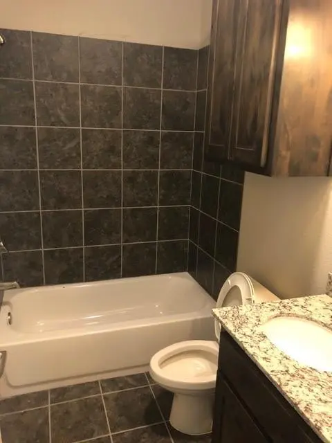 2309 N Elm Street, Denton, TX 76201