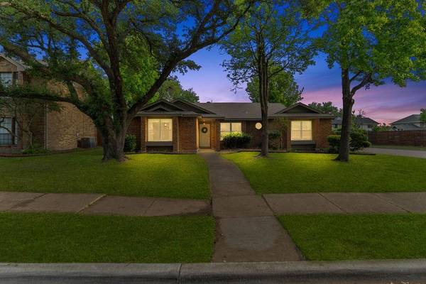 7809 Cornell Drive, Rowlett, TX 75088
