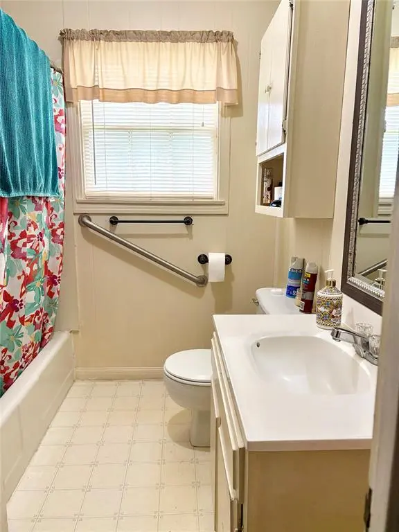 706 S Avenue I, Clifton, TX 76634