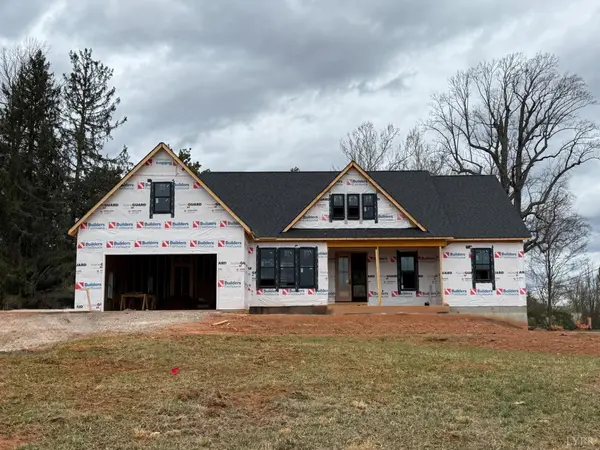 1023 Bradford Crossing PL, Goode, VA 24556