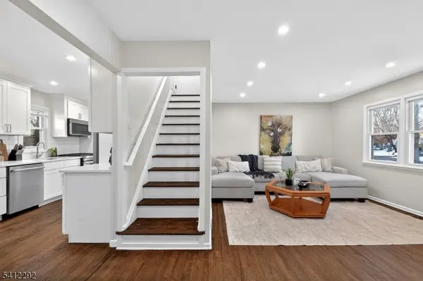 5 Lois Ave, East Brunswick Twp., NJ 08816