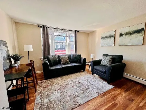 138 Park Ave #3, East Rutherford Boro, NJ 07073