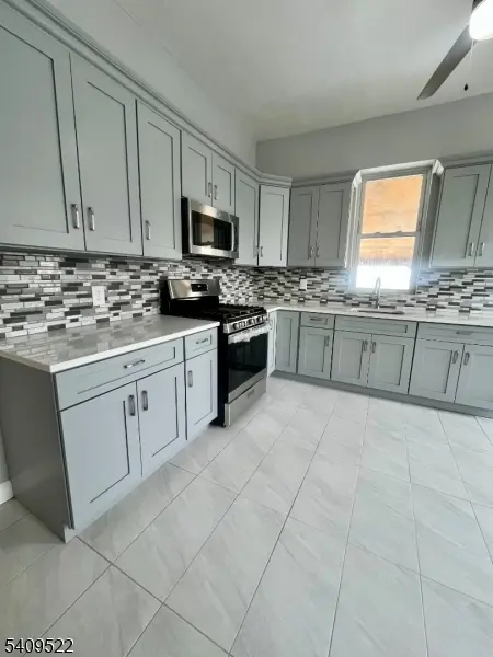 1101 S Elmora Ave #2, Elizabeth City, NJ 07202