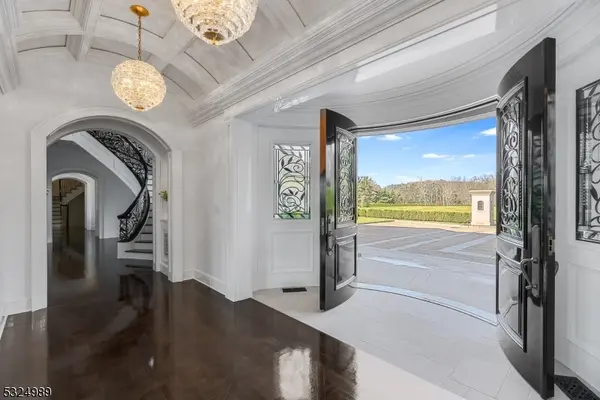 Address not disclosed, Far Hills Boro, NJ 07931