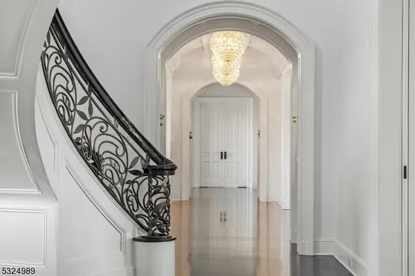 Address not disclosed, Far Hills Boro, NJ 07931