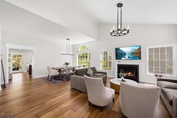 22 Smoke Rise Ln, Bedminster Twp., NJ 07921