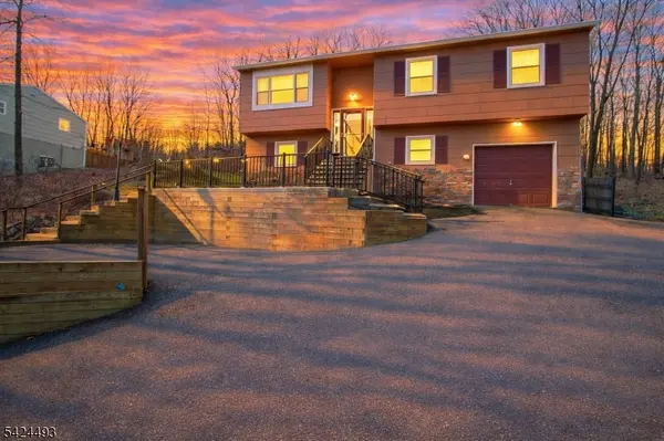 142 Valley View Dr, Rockaway Twp., NJ 07866