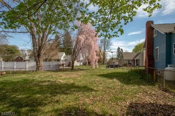 11 Kennedy Ave, Ogdensburg Boro, NJ 07439