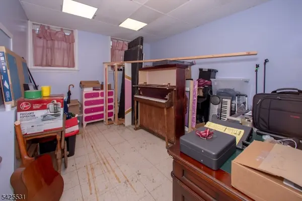 11 Kennedy Ave, Ogdensburg Boro, NJ 07439