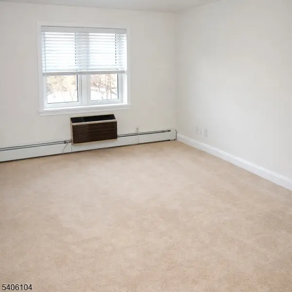 18 Springfield Ave #4E, Cranford Twp., NJ 07016