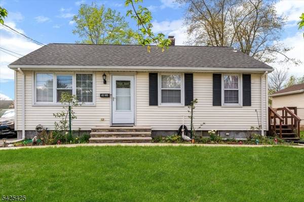 1434 Madison Pl, Pompton Lakes Boro, NJ 07442