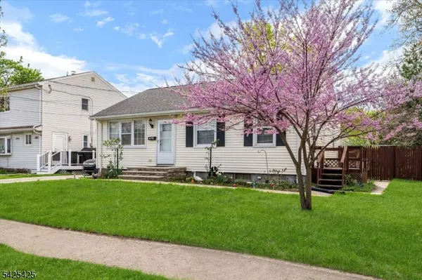 1434 Madison Pl, Pompton Lakes Boro, NJ 07442