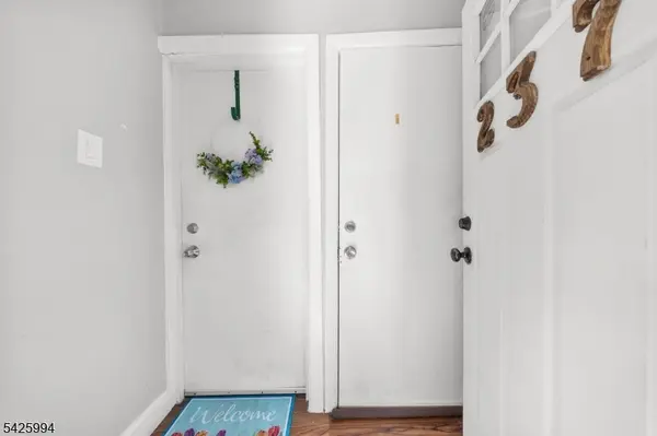 237 Halsted St, East Orange City, NJ 07018