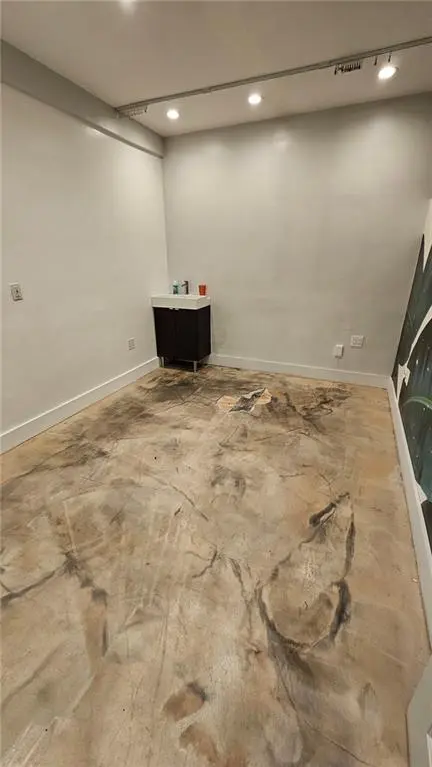 2172 Flatbush AVE #2, Brooklyn, NY 11234