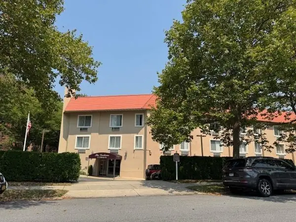 3171 Whitney AVE #3F, Brooklyn, NY 11229