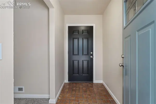 1060 Sundance ST, Woodland Park, CO 80863