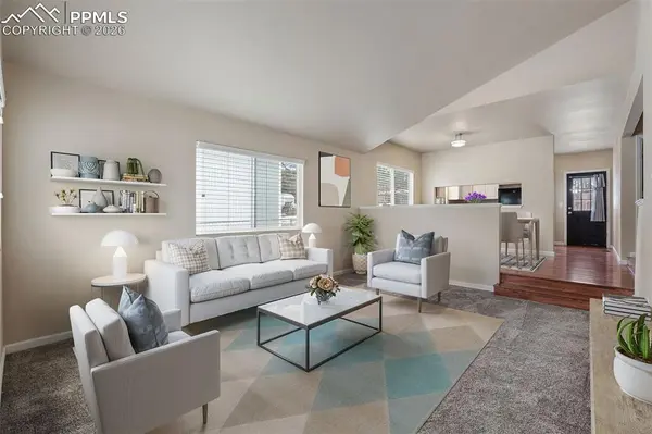 1060 Sundance ST, Woodland Park, CO 80863