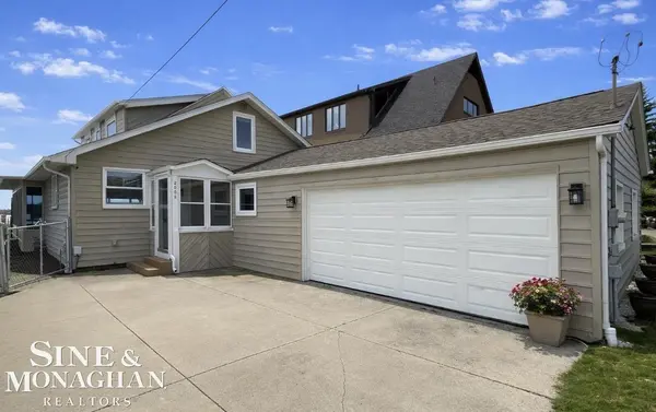 2008 E Park DR, Algonac, MI 48001