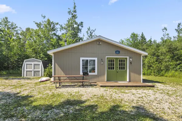 22542 N US-23, Bearinger Twp, MI 49759