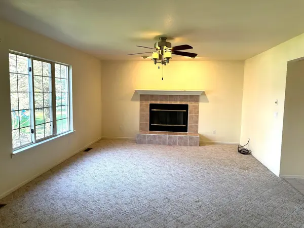 1511 Eastpointe DR, Pleasant, MI 48858