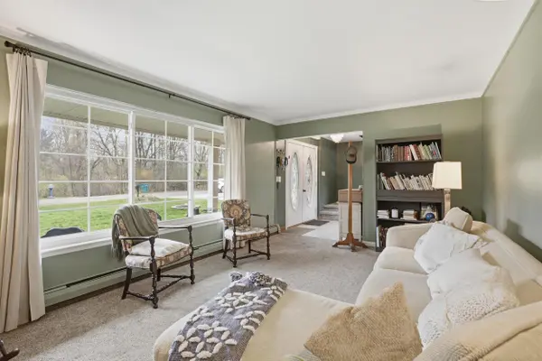 1888 Squaw Lagoon DR, Oxford Twp, MI 48371