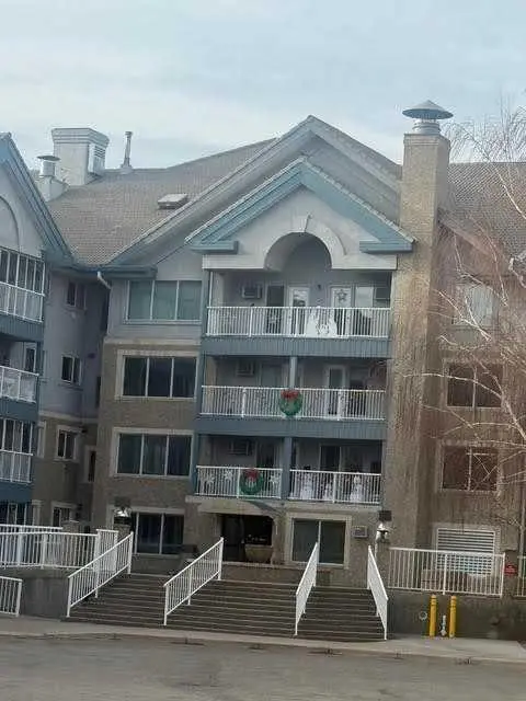 75 1 AVE S #208, Lethbridge, AB T1J 4R2