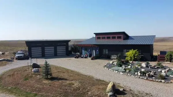 309 Alta Vista BLVD, Carmangay, AB T0L 0N0