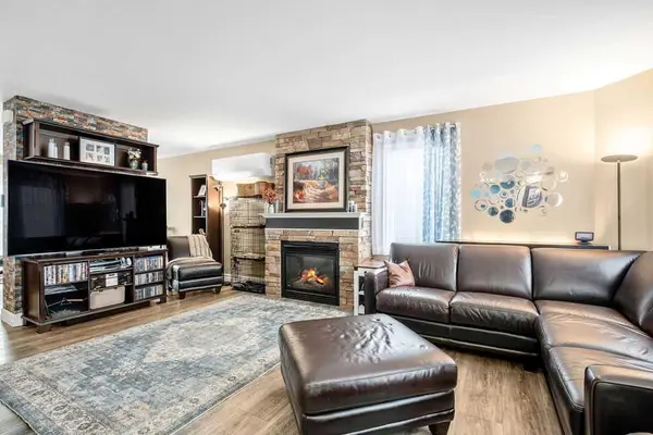 123 Caspell ST, Cayley, AB T0L 0P0