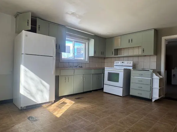 5025 48 ST, Sedgewick, AB T0B 4C0