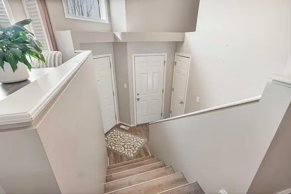 41 Heritage CIR W, Lethbridge, AB T1K 7M8