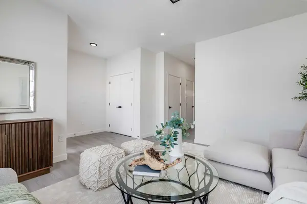 1917 Mccaskill DR, Crossfield, AB T0M 0S0