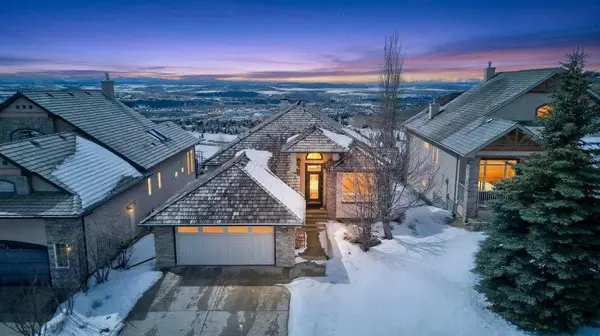 164 Gleneagles Estates LN,  Cochrane,  AB T4C2H8